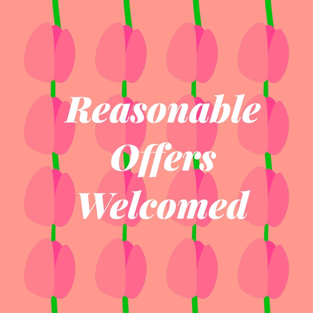 Reasonable Offers are Always Welcomed. 🩷